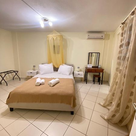 Althea Apartment Maroulás 外观 照片